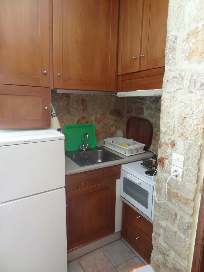 Rosalia Apartments Chalki Town 외부 사진